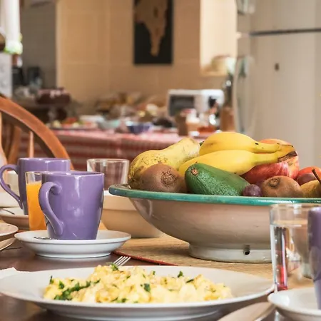 Nocleg ze śniadaniem Fieldend B&B Għarb