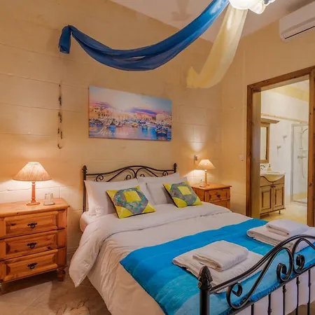 Couette-café Fieldend B&B Għarb