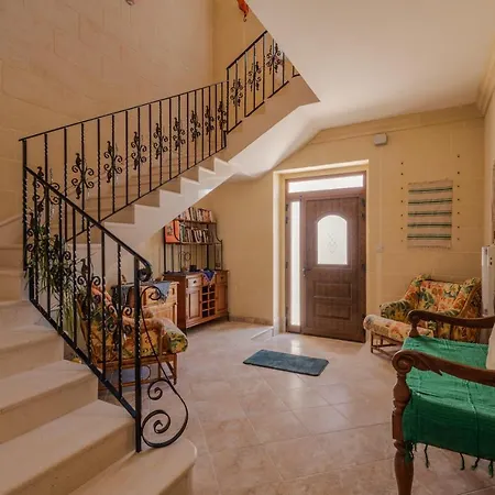 Fieldend B&B Bed & Breakfast Għarb