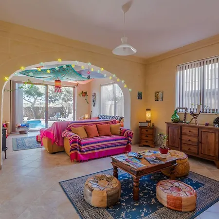 Fieldend B&B Għarb
